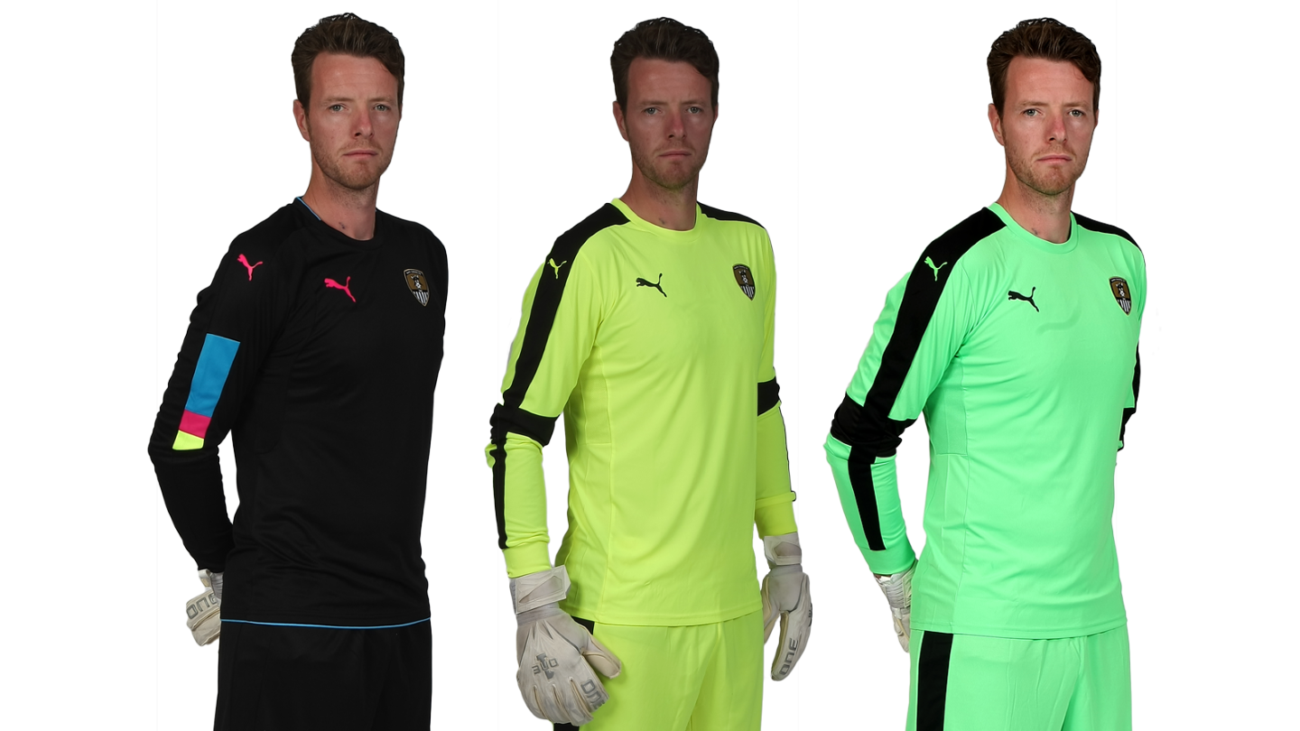 puma goalkeeper kits